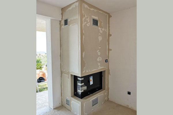 energy save fireplace quattro t  from misailidis hot air vent